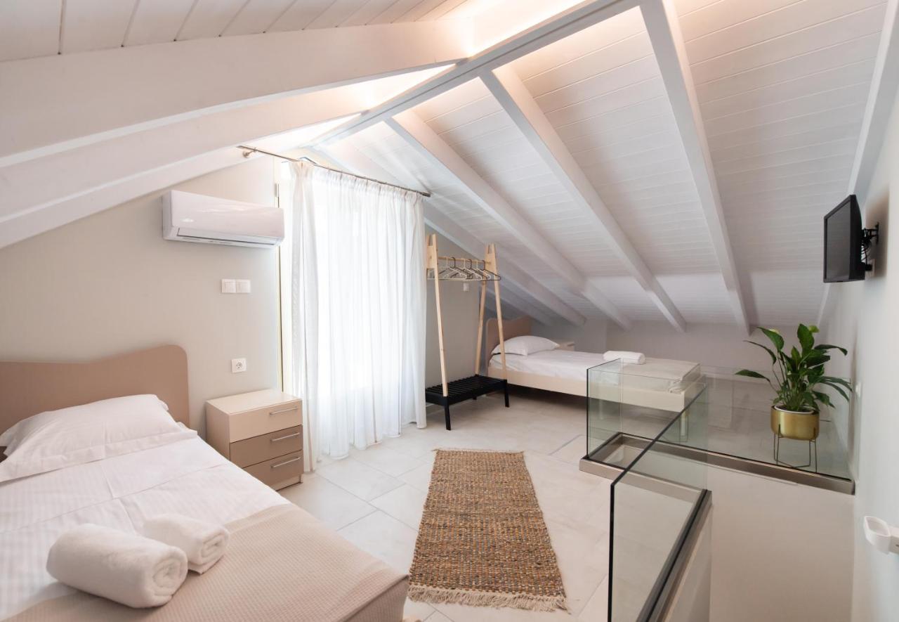 Bianco Stylish Maisonette Nikiana Bagian luar foto