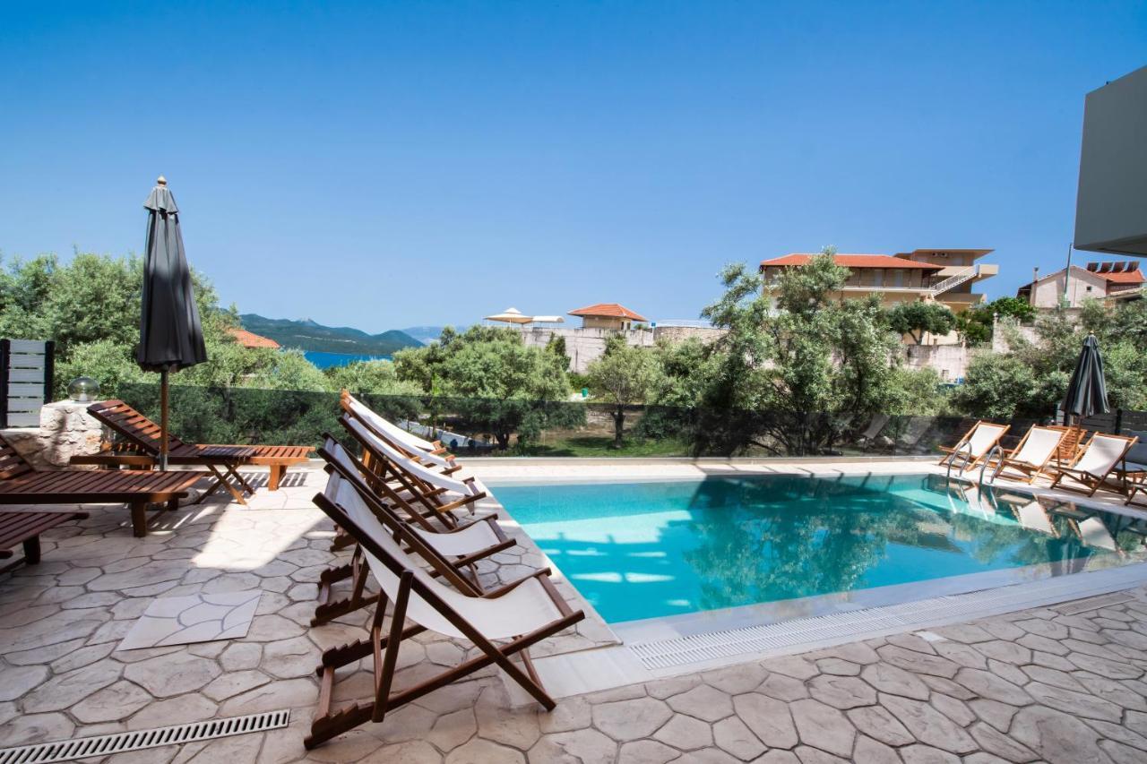 Bianco Stylish Maisonette Nikiana Bagian luar foto